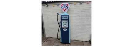 Fina pump goes to Sheffield Fina pump goes to Sheffield