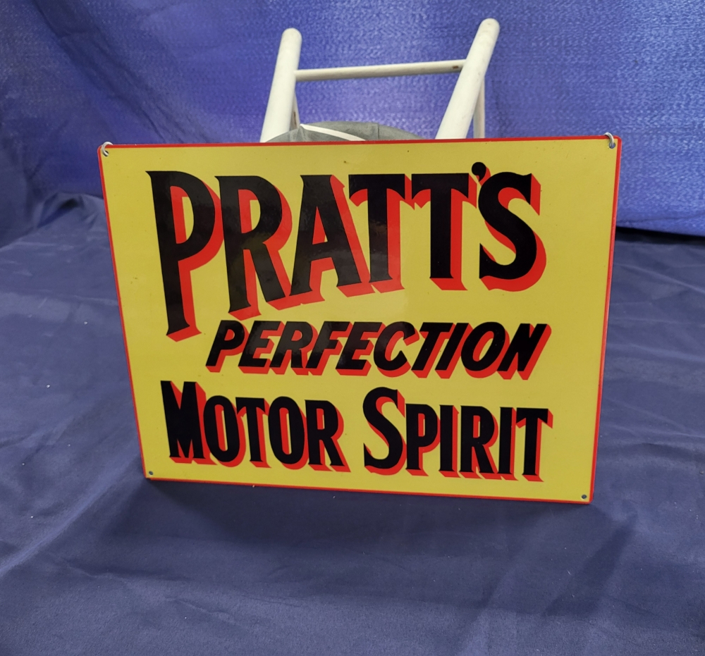 Repro Signages PRATTS sign 16 x 12 inch repro sign Great display item | Automobilia-UK ...