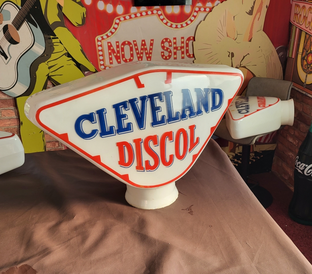 CLEVELAND Discol ORIGINAL glass globe STUNNING 