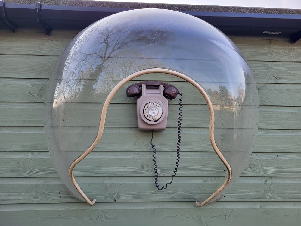 Phone pod ! great display item !