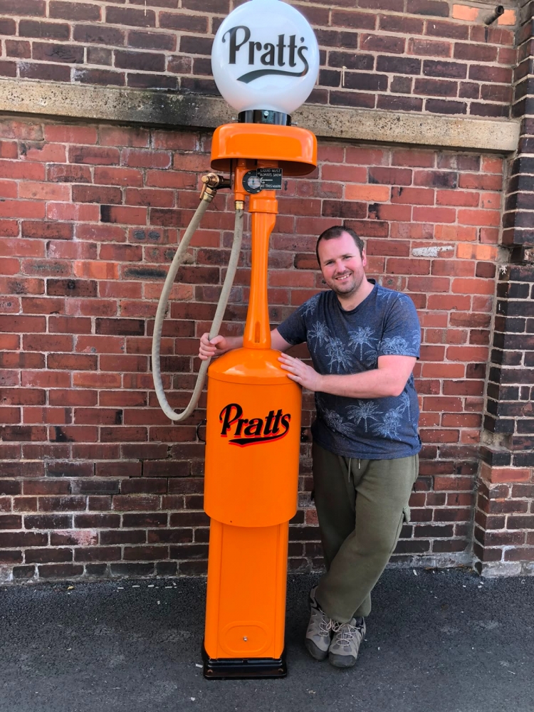Bowser ORIGINAL petrol pump in stunning condition ! GRAB A BARGAIN !